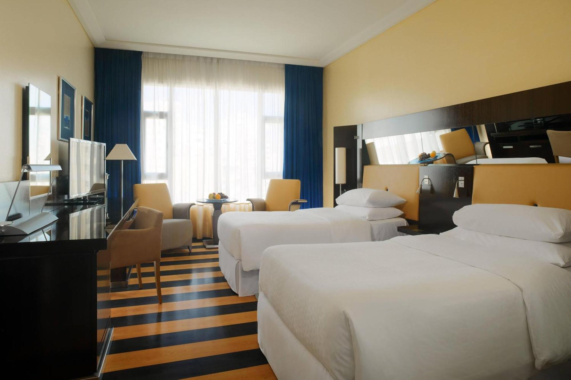 Four Points By Sheraton Le Verdun Beiroet Buitenkant foto