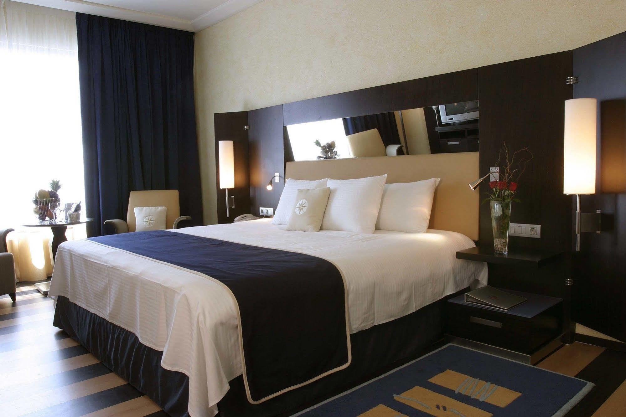 Four Points By Sheraton Le Verdun Beiroet Buitenkant foto